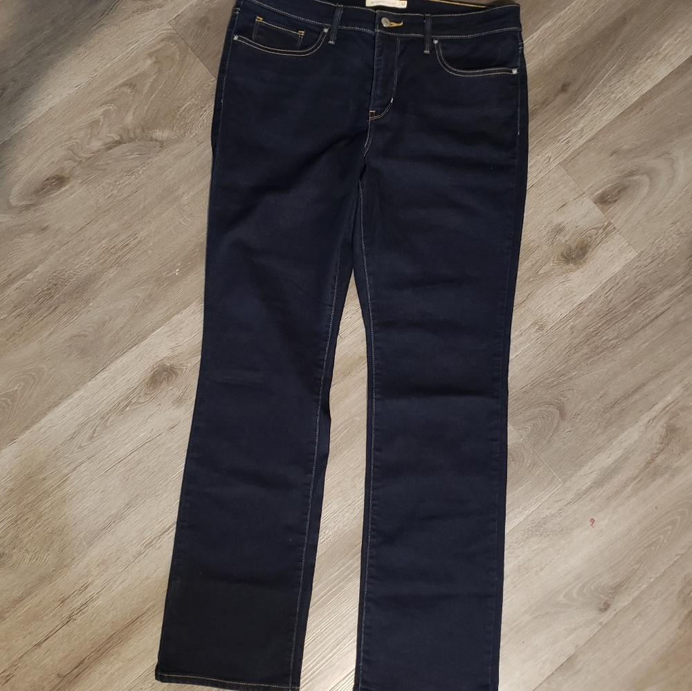 Levi Strauss & Co. 314 Shaping Straight Jeans Size 32 - Picture 2 of 12